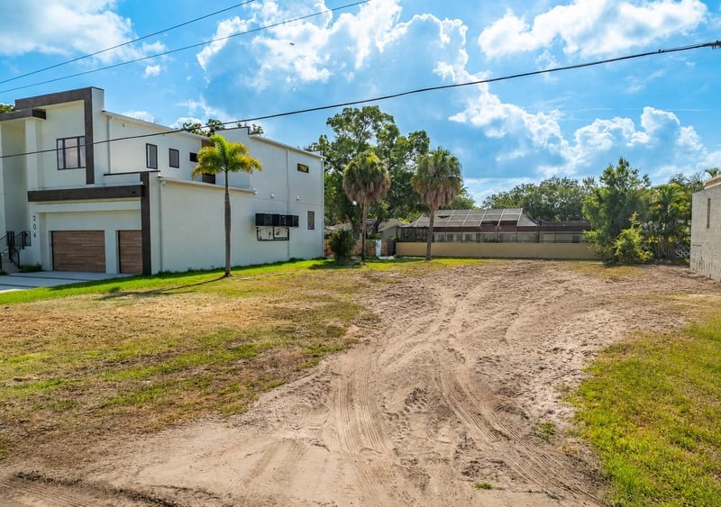 208 Treasure Dr, Tampa, FL 33609