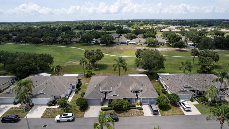 1124 Corinth Greens Dr, Sun City Center, FL 33573