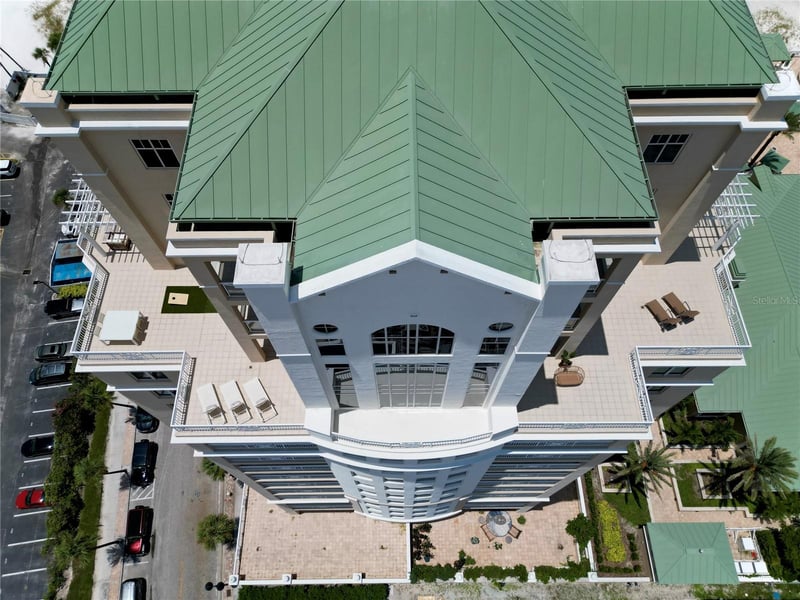10 Papaya St #1404, Clearwater Beach, FL 33767
