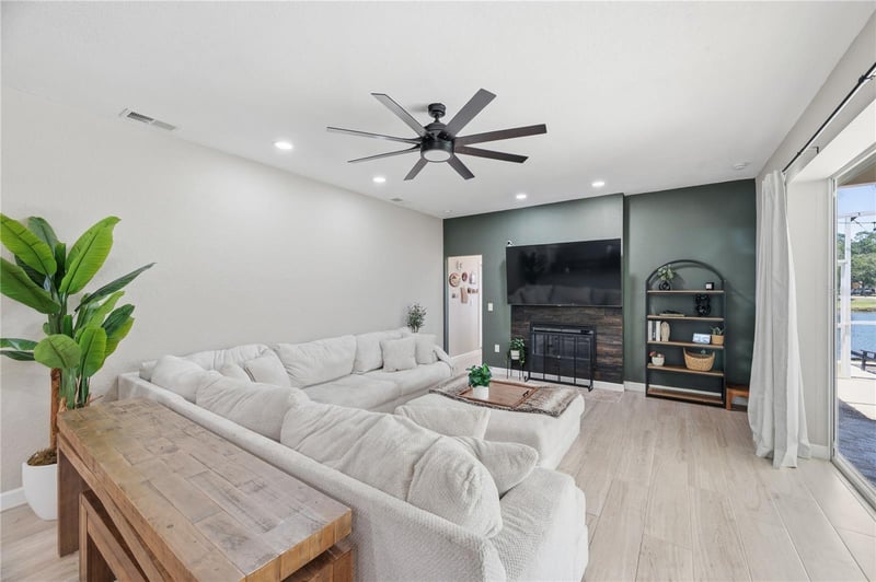 4149 Ridgemoor Dr, Palm Harbor, FL 34685