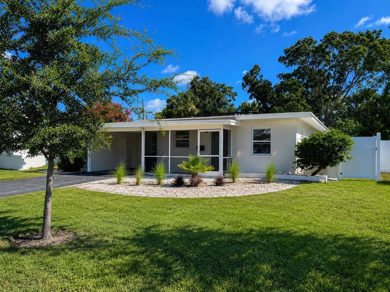 6299 34th Ave, St Petersburg, FL 33710