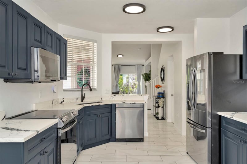 6233 Olivedale Dr, Riverview, FL 33578