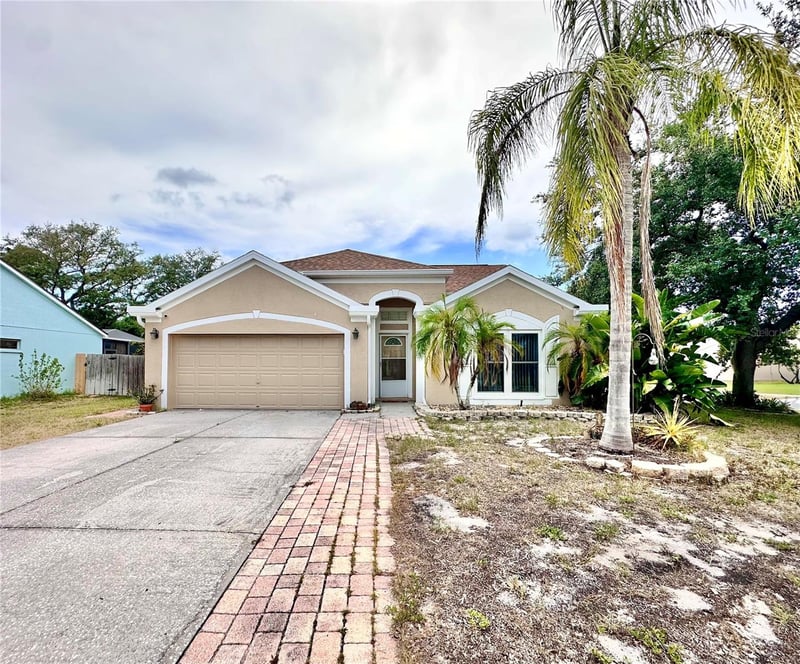 1650 Navigator Ln, Tarpon Springs, FL 34689