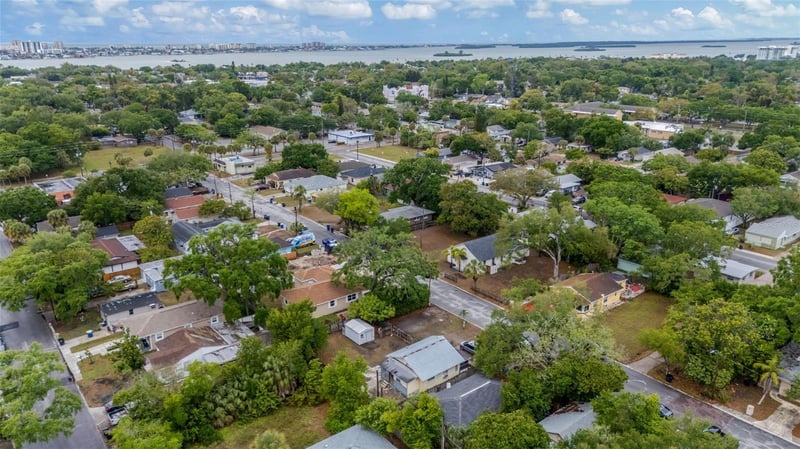 1129 Engman , Clearwater, FL 33755