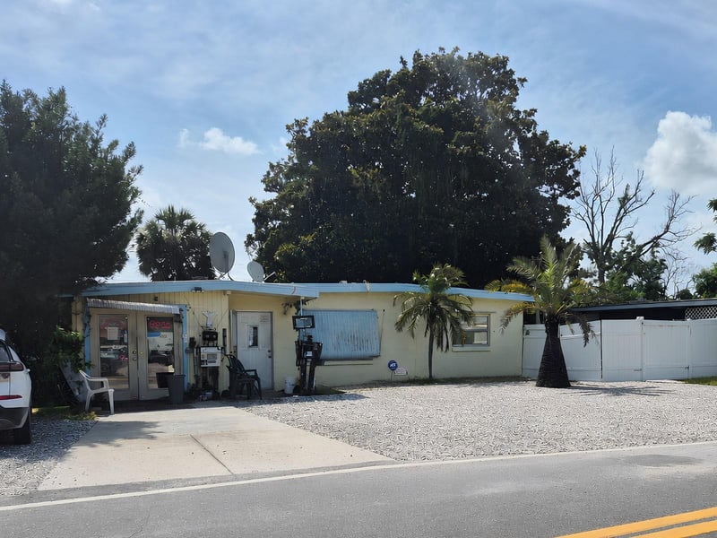 4007 Flamingo Dr, New Port Richey, FL 34652