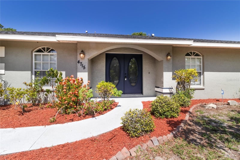 4715 4th Ave, Palmetto, FL 34221