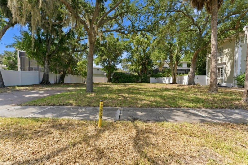 5010 Azeele St, Tampa, FL 33609
