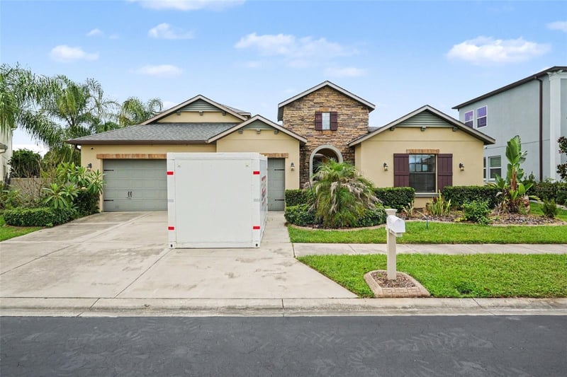 31957 Mardelle Pl, Wesley Chapel, FL 33543