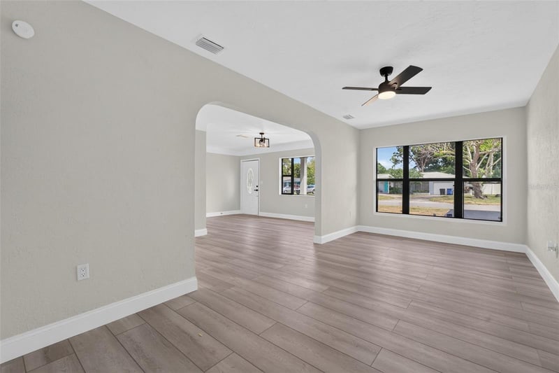 763 65th Ave, St Petersburg, FL 33705