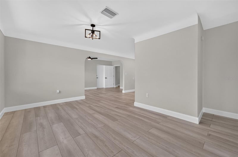 763 65th Ave, St Petersburg, FL 33705