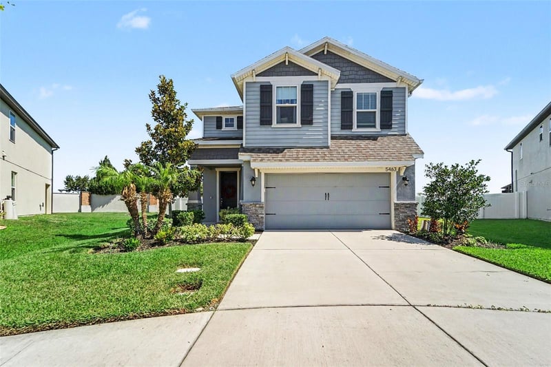 5463 Little Stream Ln, Wesley Chapel, FL 33545