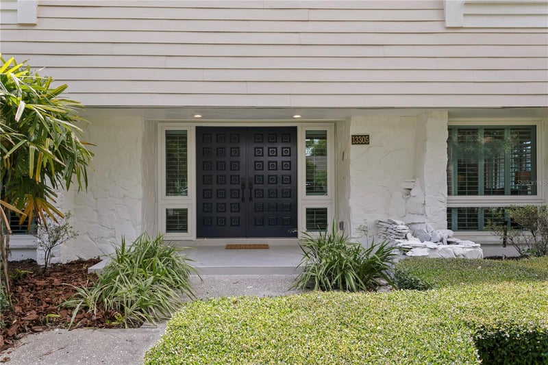 13305 Golf Crest Cir, Tampa, FL 33618