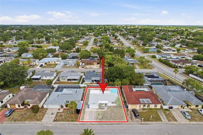9151 Barrington Ln, Port Richey, FL 34668