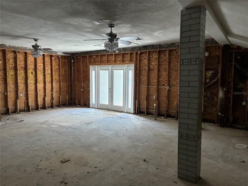 9307 River Cove Dr, Riverview, FL 33578