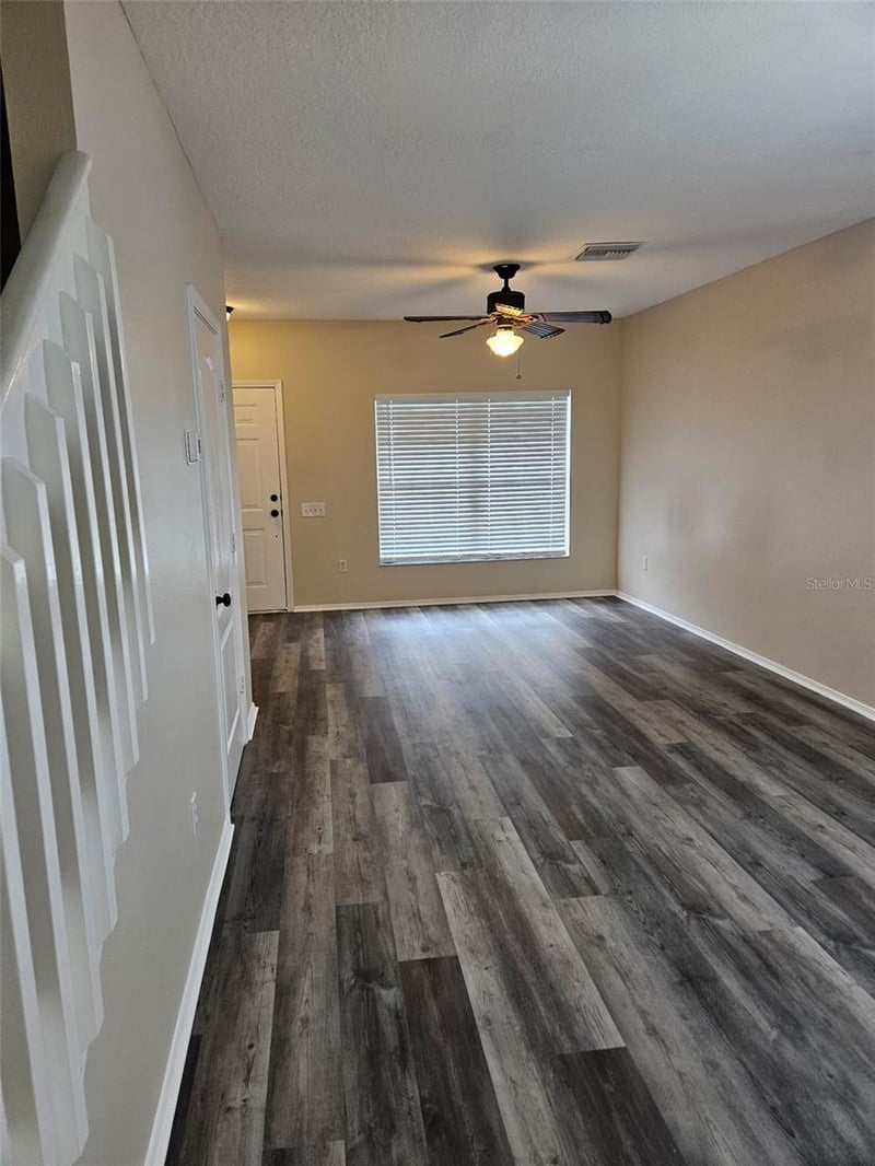 2439 Lake Woodberry Cir, Brandon, FL 33510