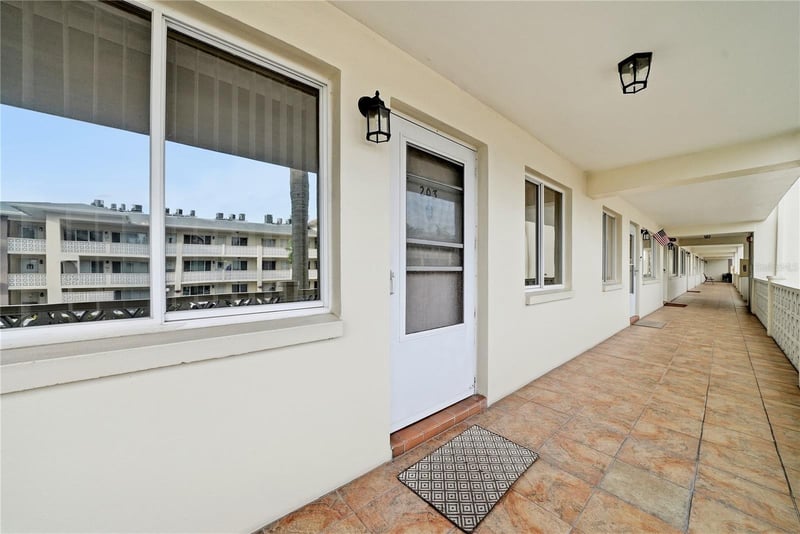1235 Highland Ave #3-203, Clearwater, FL 33756
