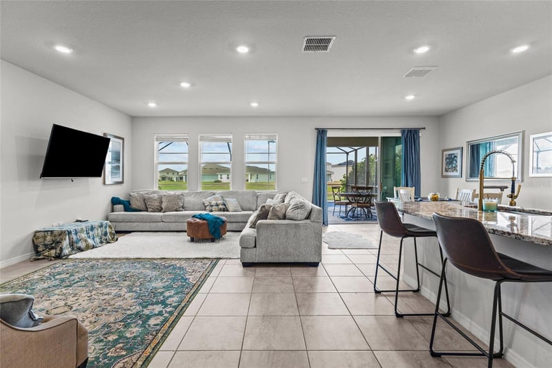 3830 Lively Coral Pl, Bradenton, FL 34208