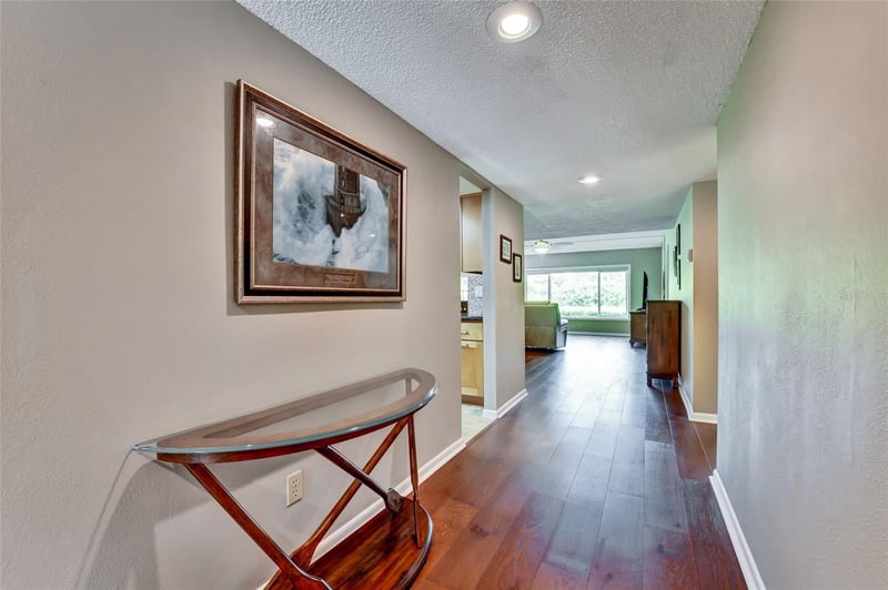 8107 Bardmoor Pl #103, Seminole, FL 33777