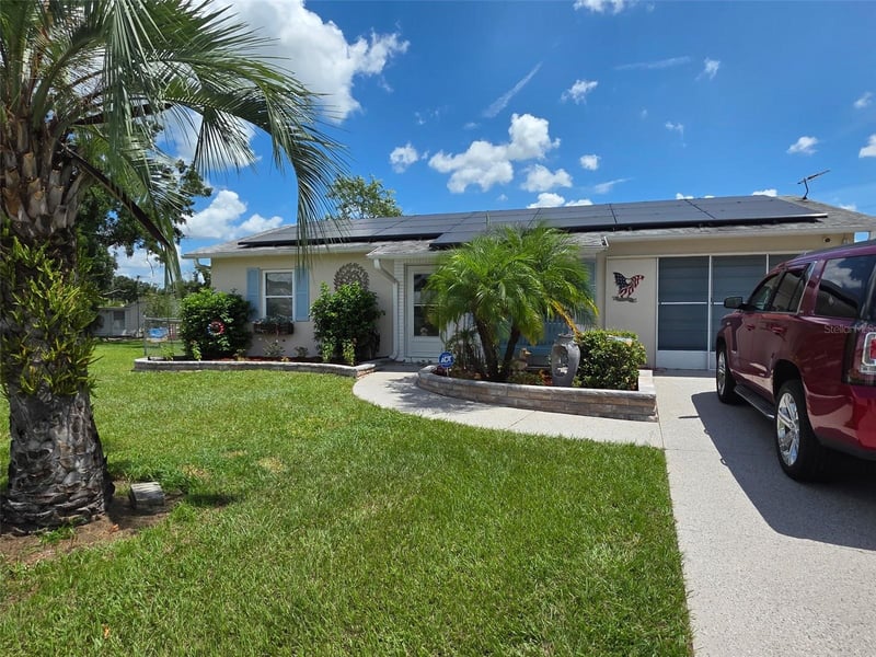 7232 Omega Ct, Zephyrhills, FL 33540