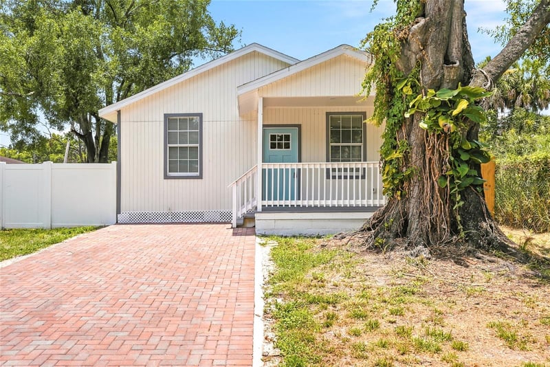 7608 Huntley Ave, Tampa, FL 33604