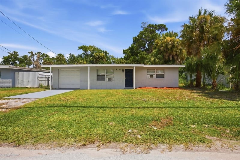 6727 Sandra Dr, Port Richey, FL 34668