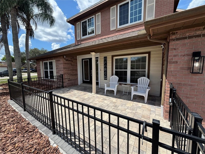 1435 Buckner Rd, Valrico, FL 33596