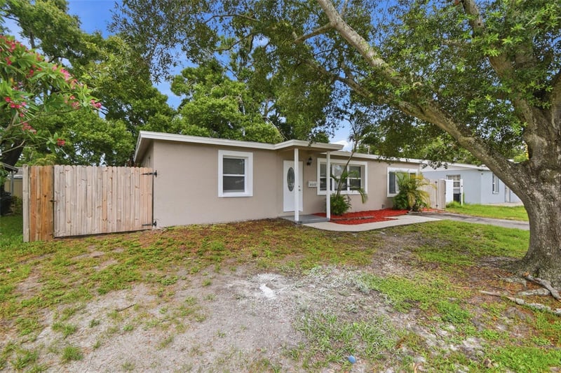 8331 55th St, Pinellas Park, FL 33781