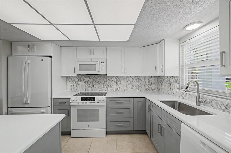 9 Forbes Pl #108, Dunedin, FL 34698