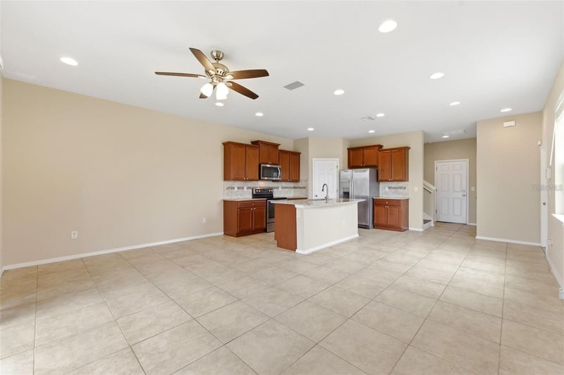 8961 Turnstone Haven Pl, Tampa, FL 33619