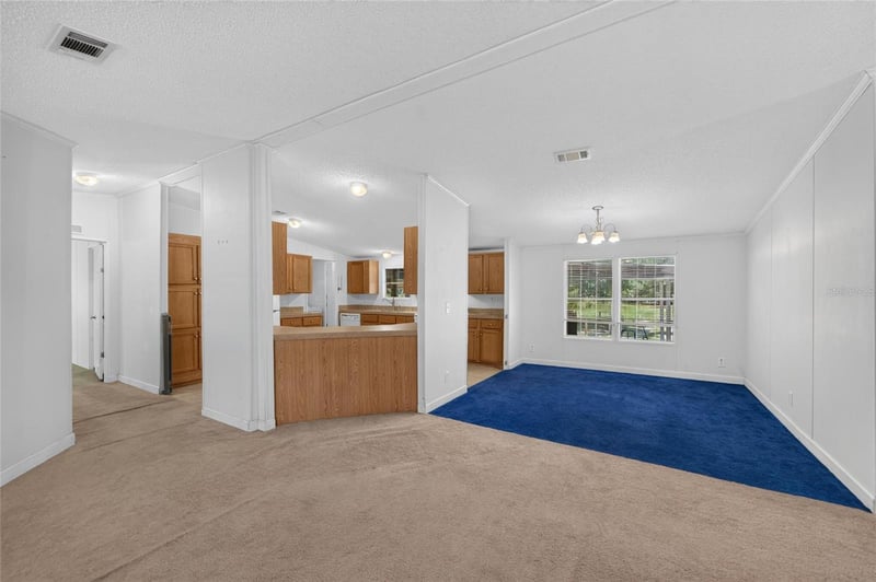 1205 Crystal Springs Rd, Zephyrhills, FL 33540
