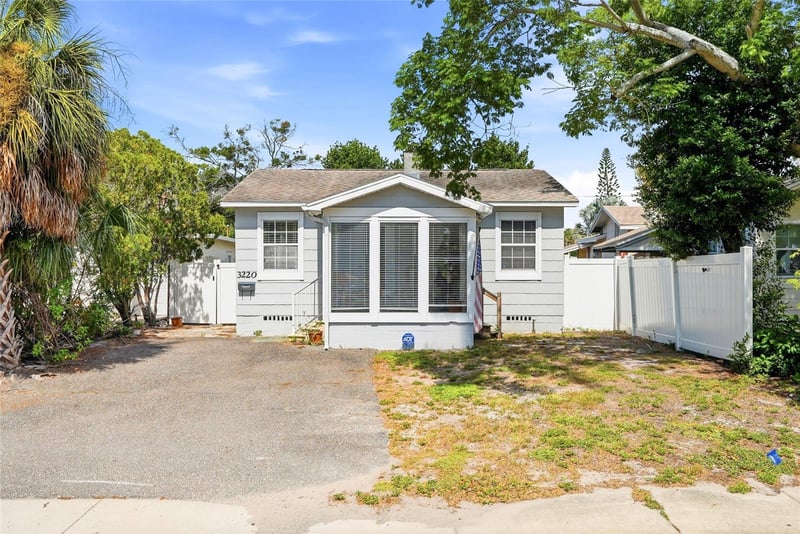 3220 16th St, St Petersburg, FL 33704