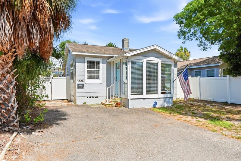 3220 16th St, St Petersburg, FL 33704