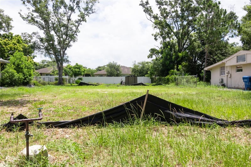 658 15th St, Largo, FL 33770