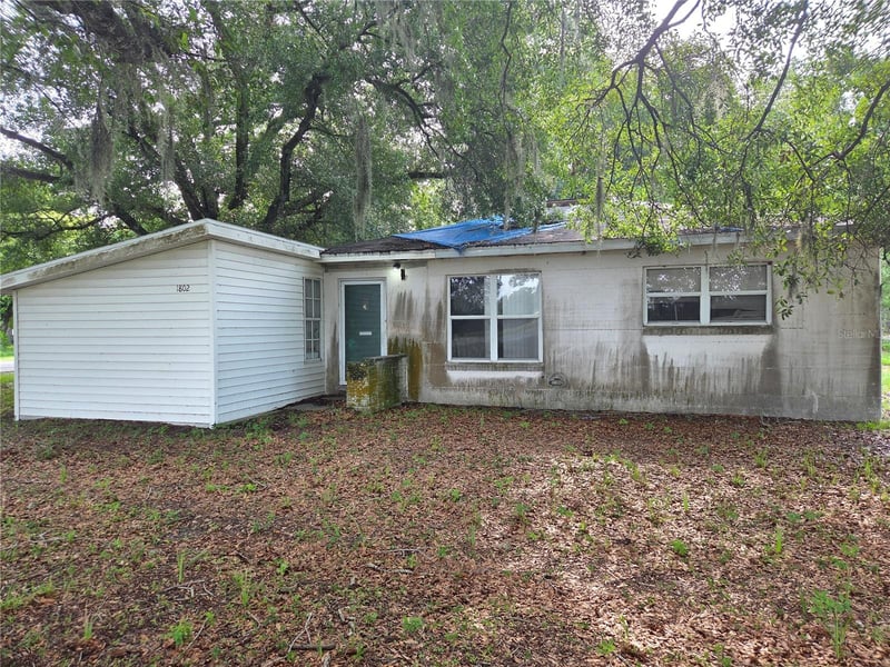 1802 Alexander St, Plant City, FL 33563