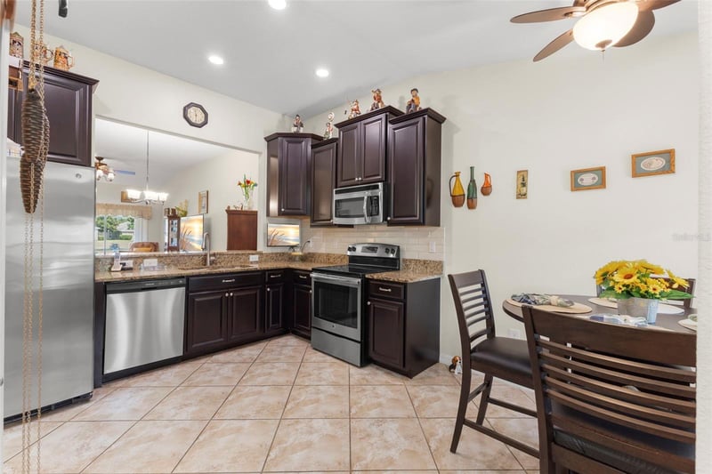13627 Crest Lake Dr, Hudson, FL 34669