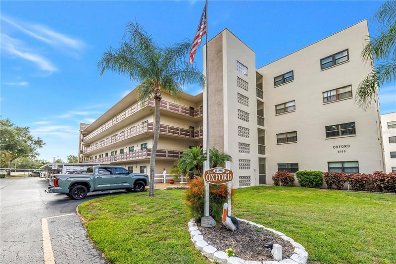 6190 80th St #304, St Petersburg, FL 33709