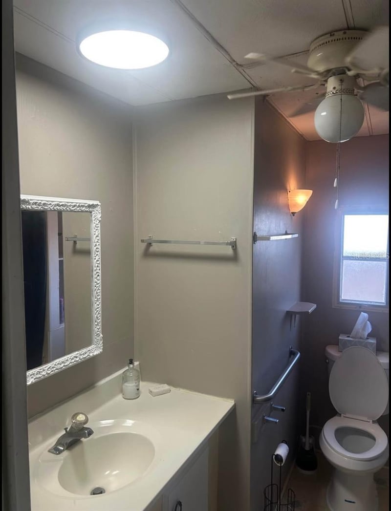 5271 77th St, St Petersburg, FL 33709