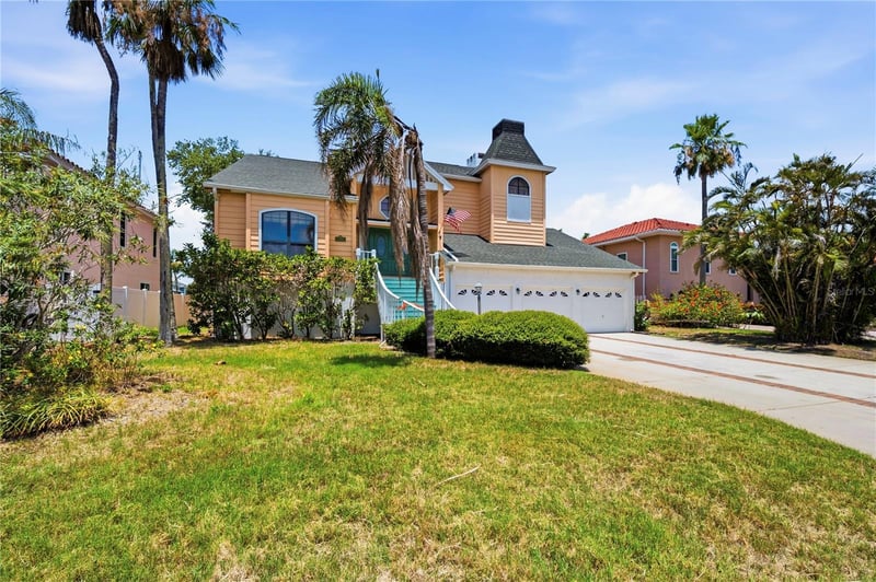 1136 3rd Ave, Tierra Verde, FL 33715