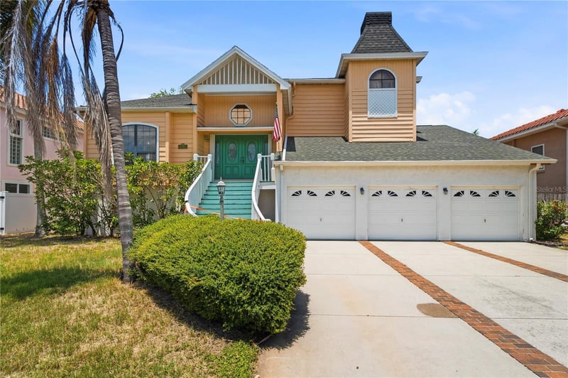 1136 3rd Ave, Tierra Verde, FL 33715