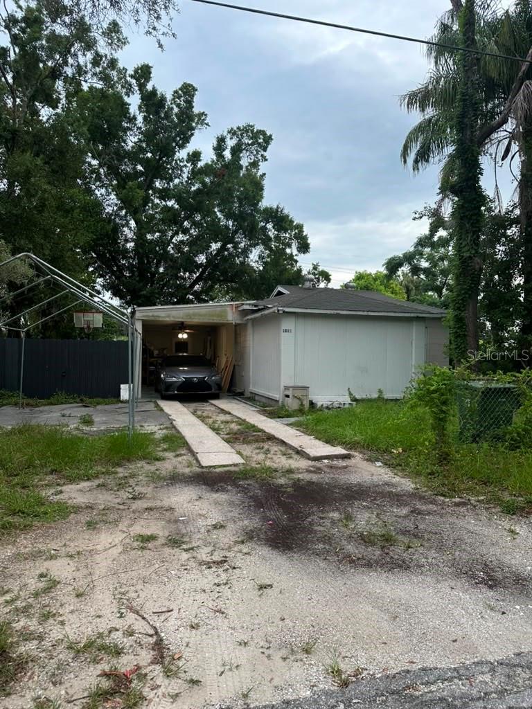 1011 108th Ave, Tampa, FL 33612