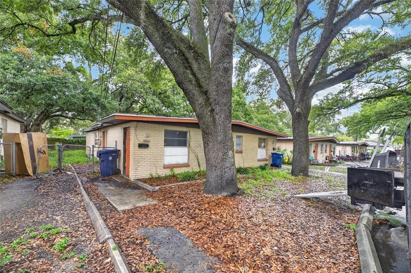 8726 - 8728 48th St, Tampa, FL 33617
