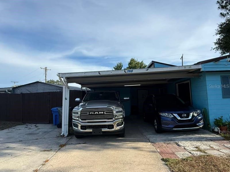 7917 Rideout Rd, Tampa, FL 33619