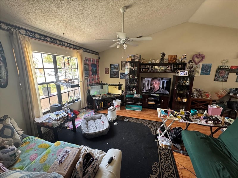 7631 Shapleigh Dr, Port Richey, FL 34668