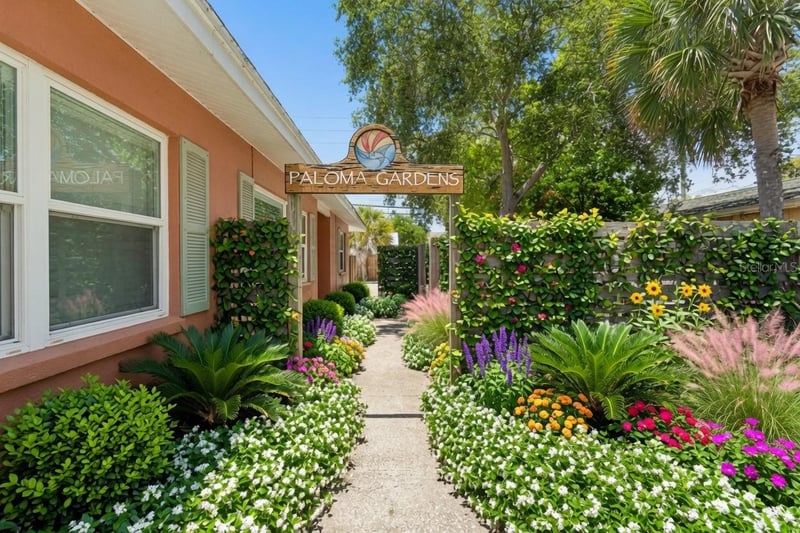 6219 2nd Ave, St Petersburg, FL 33707