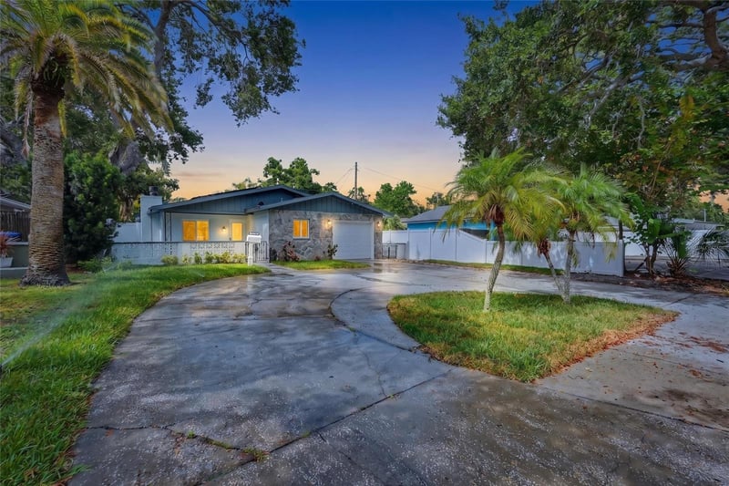 8170 22nd Ave, St Petersburg, FL 33710