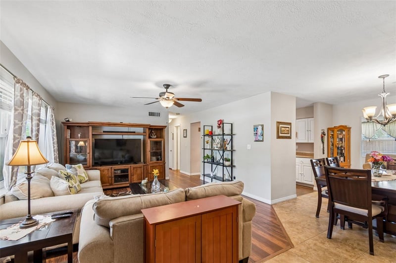 2085 68th Ave, St Petersburg, FL 33712