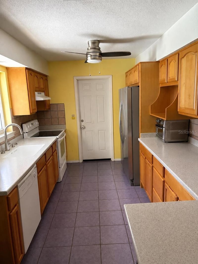 2571 Central Ave, Clearwater, FL 33764