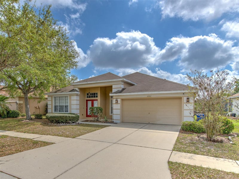 10907 Australian Pine Dr, Riverview, FL 33579