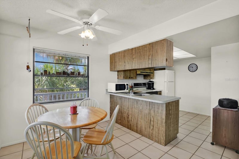 315 58th St #D, Holmes Beach, FL 34217