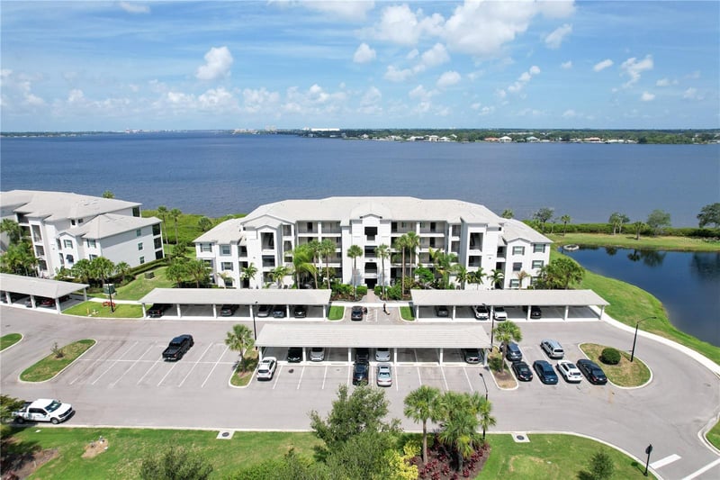 1030 Tidewater Shores Loop #104, Bradenton, FL 34208